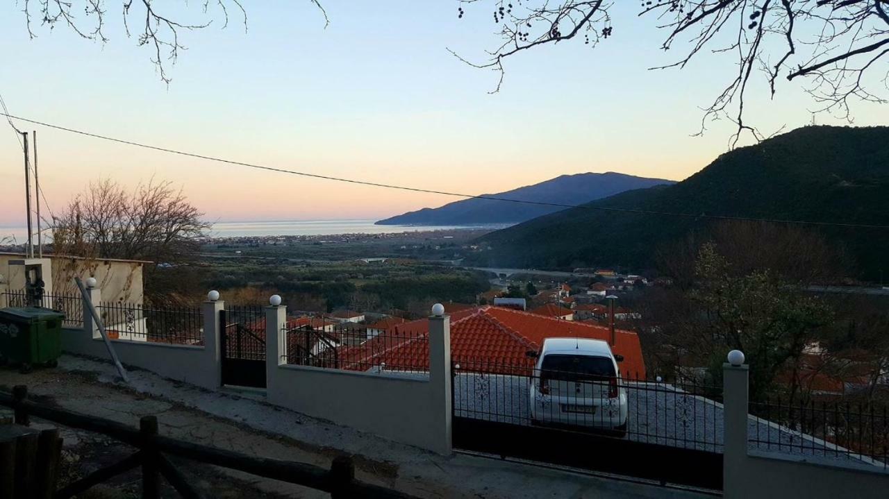 Titika House Guest House Nea Vrasna Exterior photo